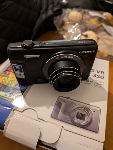 Olympus 350 16mp - 16mp, compact