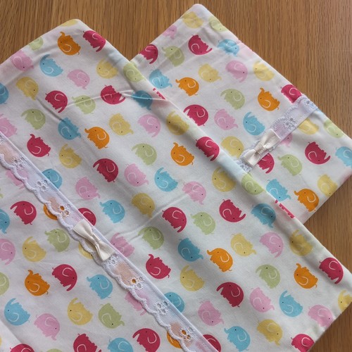 Dolls pram cot - cot, bedding
