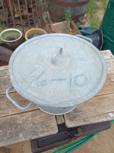 Vintage galvanised wash tub - vintage,