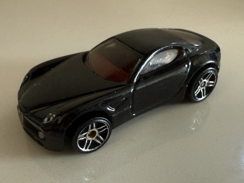 Hot wheels alfa romeo - hot, 8c