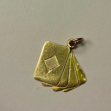 Unusual Double Sided 9ct Gold