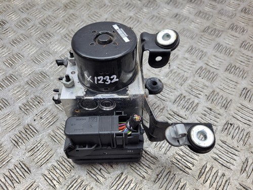 Volvo xc60 2016 abs pump - abs,