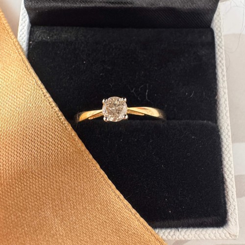 18ct yellow gold - gold, diamond