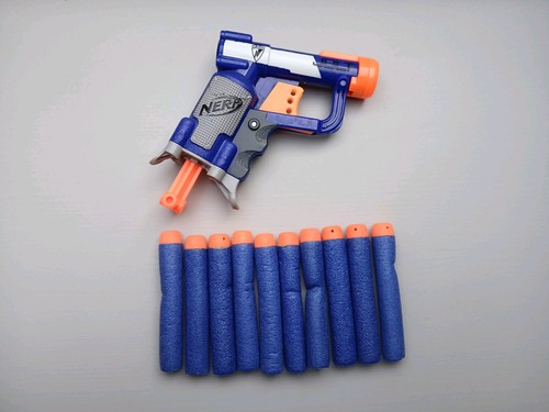 Nerf jolt pistol with darts - pistol,