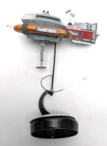 Thunderbird model kit - thunderbird,