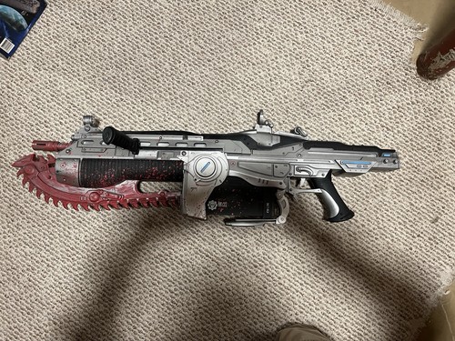 Neca gears war lancer - neca,