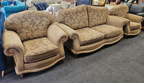 Traditional piece suite - 3, in