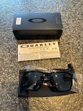 BNIB Oakley Sliver XL OO9341