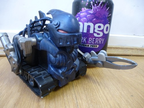 Retro robot wars sir - wars,