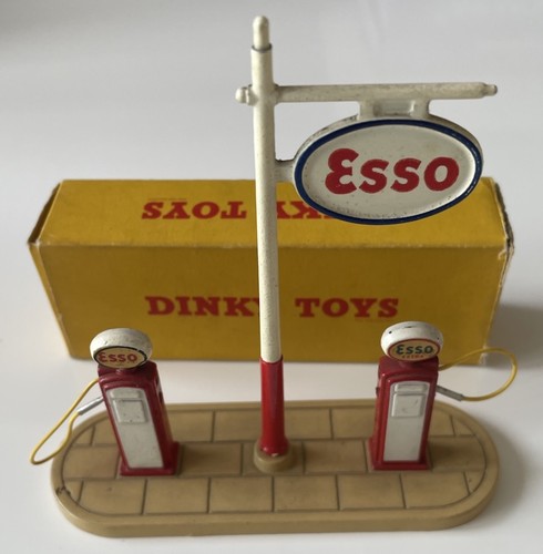 Rare dinky toys - toys, 781