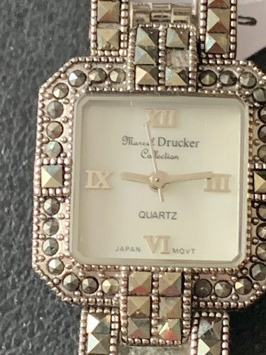 Boxed marcel drucker - marcel, signature