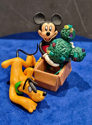 Disney mickey mouse - disney, pluto