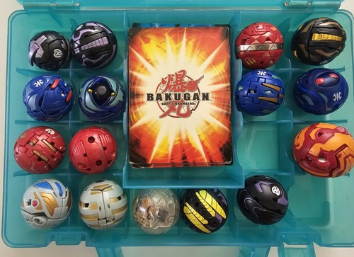 Bakugan lot with cards - lot,