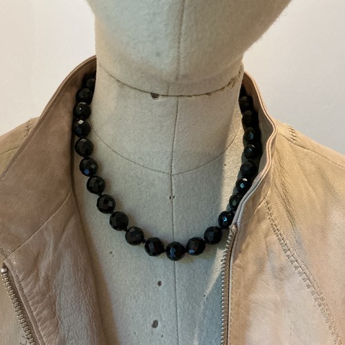 Vintage necklace black - necklace, glass