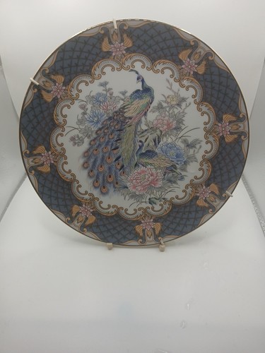 Vintage collector plate with - vintage,