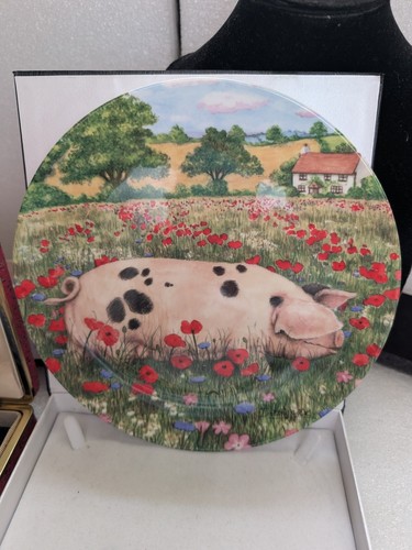 Royal doulton decorative plate - royal,