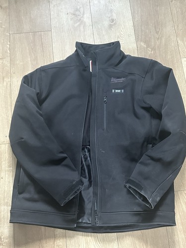 Black milwaukee heated jacket - milwaukee,
