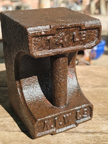 Vintage 14lb cast iron - iron, weight