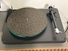NAD C 588 Turntable –