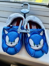 Boys Sonic Slippers Size 11