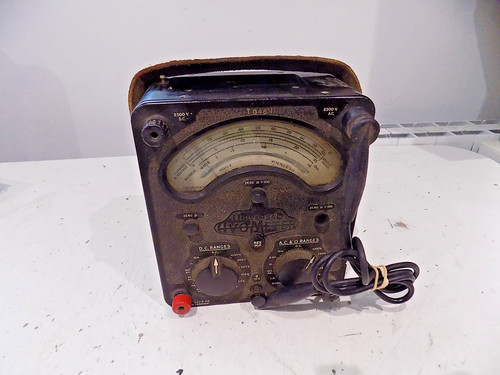 Universal avometer model - model, 8