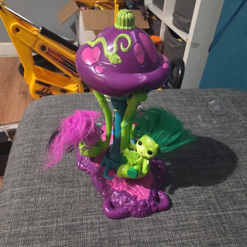 Zelfs toadstool twirl - &, swing