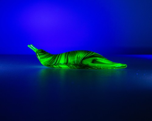 Deep green uranium - green,