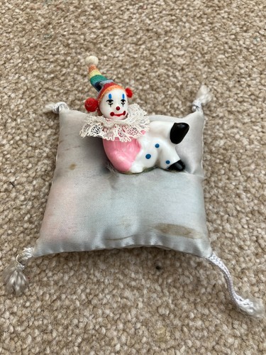 Vintage ceramic clown pin - clown,