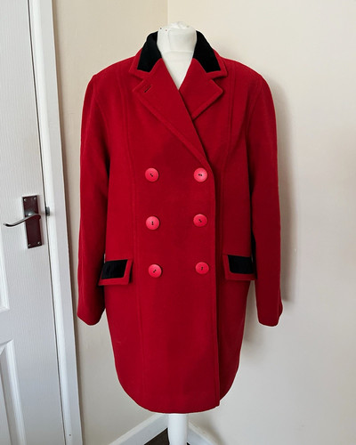 First avenue classics - avenue, red