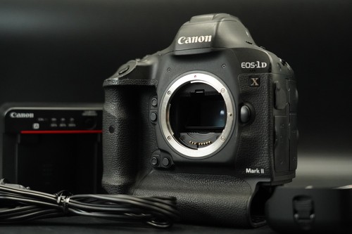 Canon eos mark ii body - canon,