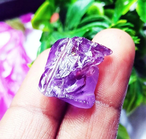 Natural violet taaffeite rough - violet,