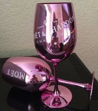 2 X Moet Chandon GLASS