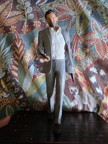 Max payne statue - , only