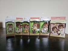 Sylvanian Families Walnut Squirrel Family Set Japanese Edition With Babies