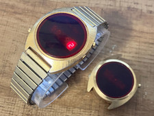 Lot of (2) Vintage 70's Red
