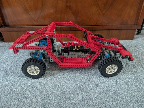 Classic lego technic test car - classic,