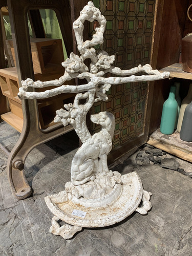 Cast iron umbrella stand with - cast,