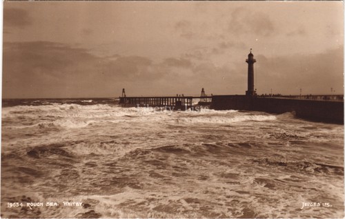 Rough sea whitby north - rough,