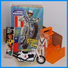 EVEL KNIEVEL STUNT CYCLE