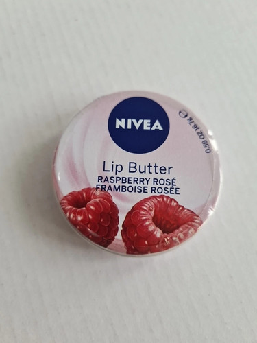 Nivea lip butter raspberry - nivea,