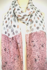 Ladies spotty designed scarf.  Size : 130 x 110cm, A great Christmas sales!