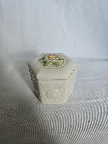 Belleek wild irish rose - wild,