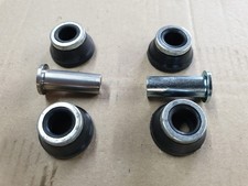 YAMAHA XT500 TT500 EXHAUST MOUNTING RUBBERS AND SPACERS NOS