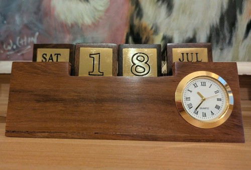 Vintage wood brass - &,