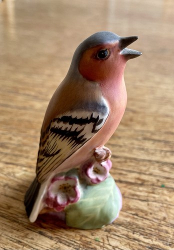 Royal worcester chaffinch 3240 - worcester,