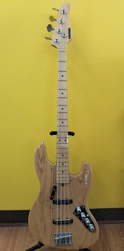 Schecter electric bass - electric,