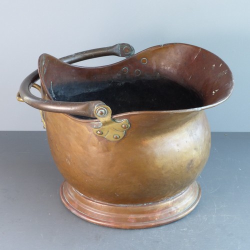 Antique victorian helmet shape - antique,
