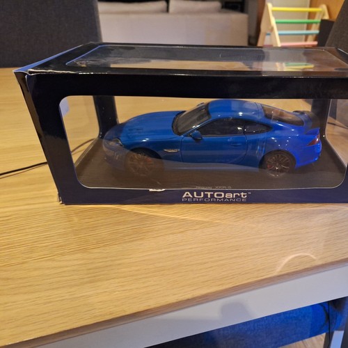 Autoart scale diecast - diecast,