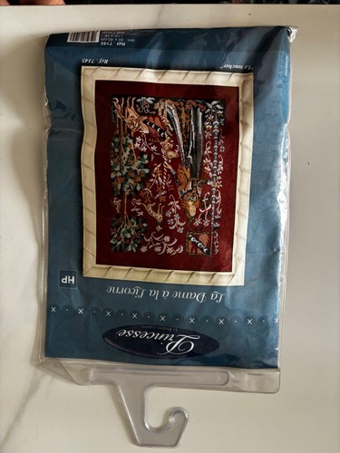 Princess cross stitch - cross, la