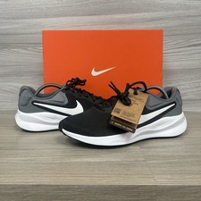 Nike Revolution 7 Trainers